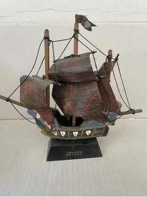 Segelschiff Modell Ostsee aus Holz mit Holzsockel