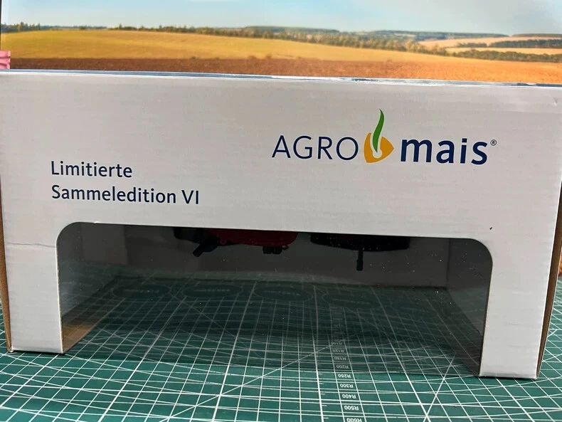 Ertl Case IH Steiger 600 QT Quadtrac 1:32 Scale New In Box Prestige Collection - Image 4 of 4