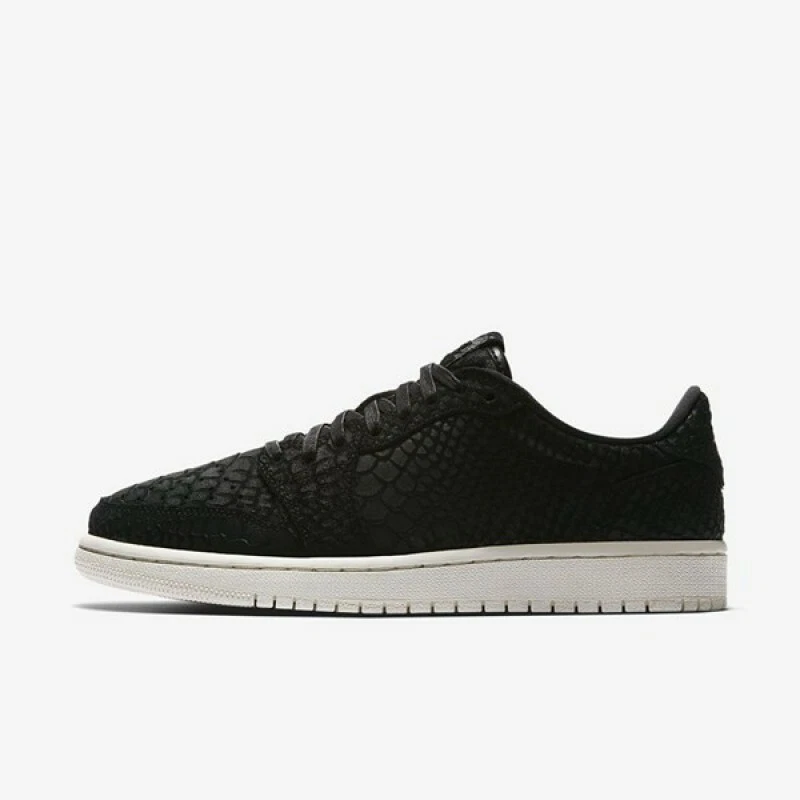 Nike Air Jordan 1 Retro Low No Swoosh NRG Womens Shoe AJ6004 010