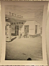 1940's TEXACO Gasoline Station, New Mexico? b&w photo 4 1/2" x  3 1/4".