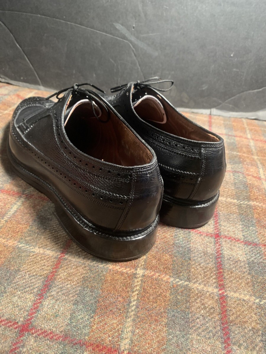 Allen Edmonds Vintage MacNeil Black Wing Tip Mens Dress  display picture 2