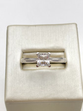 STERLING SILVER 925 SQUARE WHITE GEMSTONE 2mm BAND SIZE 11 RING 4.4g