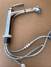 ELKAY Single Hole Kitchen Faucet w/Pull-Out Spray