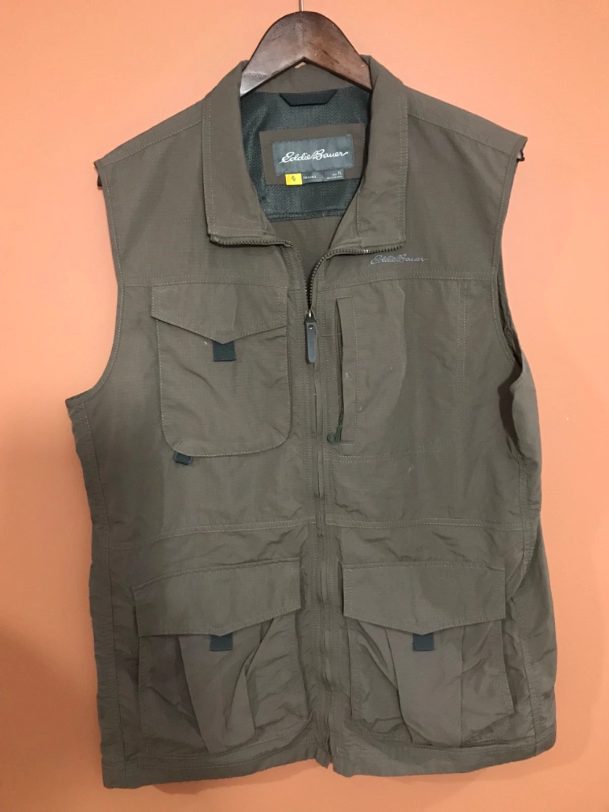 Eddie Bauer Travex Men's TLarge Vest Hiking/Outdoor/Fishing/Travel beige Ripstop