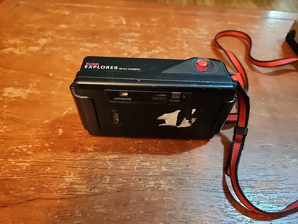 Kodak Explorer 35 mm Film Camera - Image 2 of 4