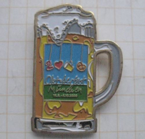 MAßKRUG / OKTOBERFEST 2000 /