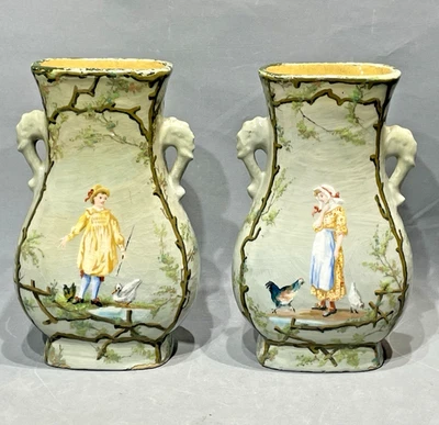 H Petiau Montigny Sur Loing Paire De Vases Barbotine Fin 19ème Couple Paysans - Photo 1/4
