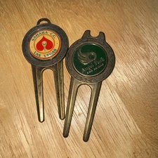 Two Brass VTG Divot Tools From Las Vegas Sahara CC And Angel Park
