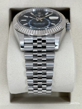 NEW 2026 Rolex Sky-Dweller 42mm 336934 Jubilee Blue Dial 4