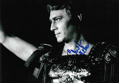 Christopher Plummer autograph signed 20x30 cm picture B/W