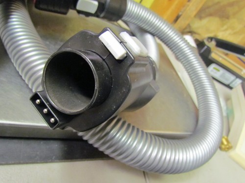 Nice Genuine Bissell Hose and Handle For C4 Cyclonic Bagless Canister Vacuum - Picture 3 of 3