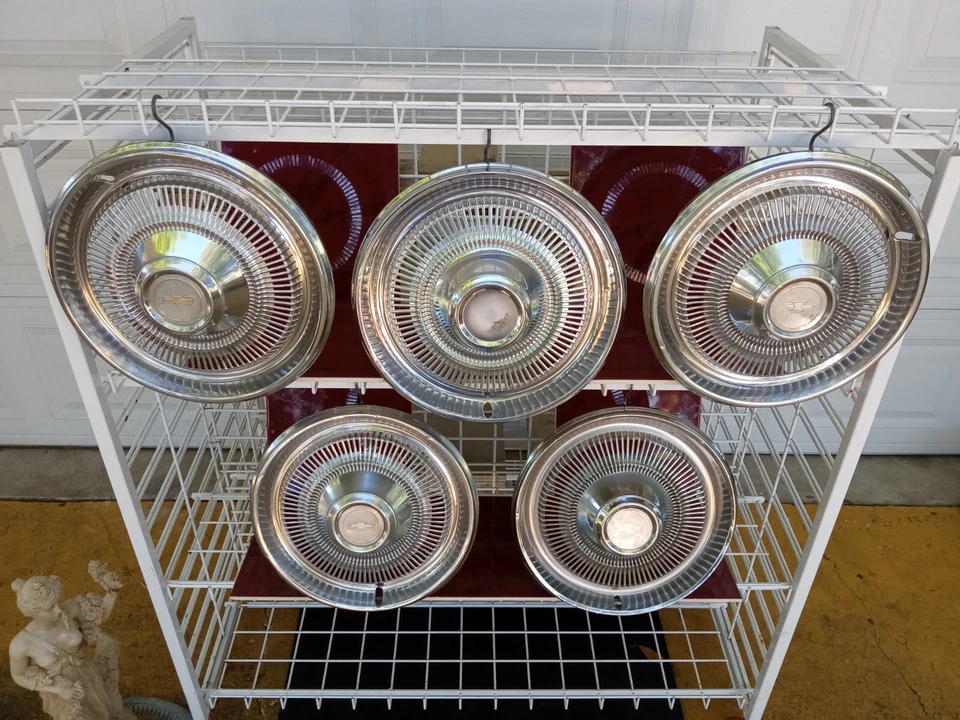 Chevrolet Chevelle Impala 1970-1975 15" tapacubos juego de (5) cubiertas de rueda vintage Foto 3 de 4