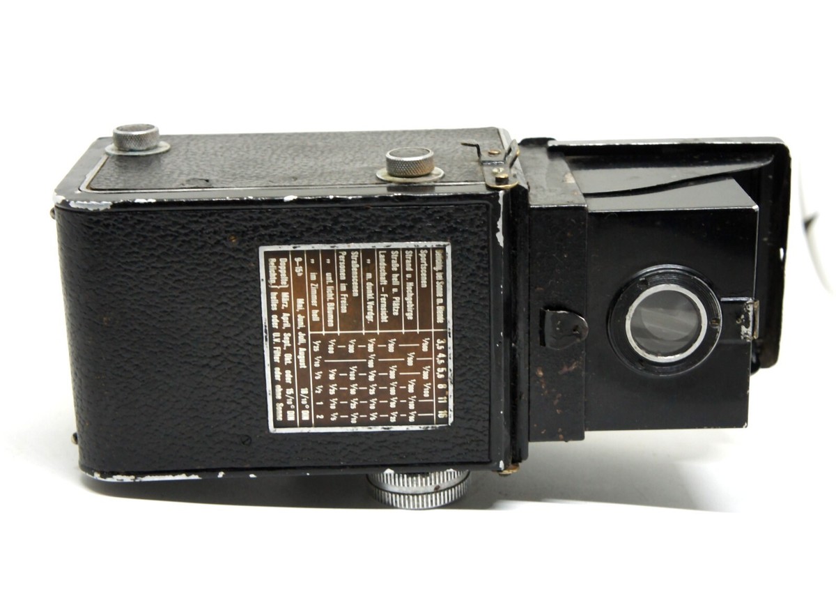 ROLLEICORD II MODEL I TLR CAMERA ZEISS TRIOTAR 75MM 3.5 LENS MADE