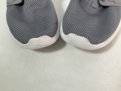 NIKE Grey W/Green Swoosh Sneakers. #844656. Size 14. Excellent Condition. - Picture 8 of 9