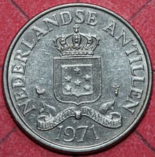 Netherlands Antilles  1971  25 cents  crowned Shield -Foreign Coin 19mm