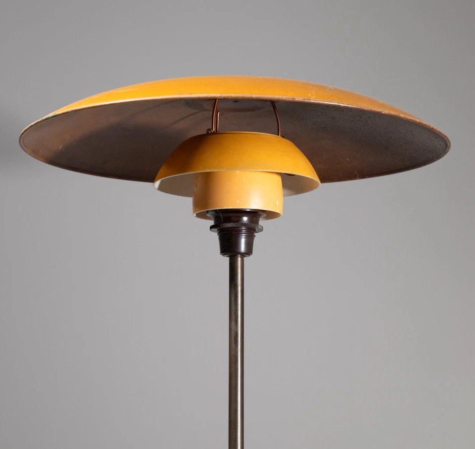 Lámpara de mesa Poul Henningsen PH 3,5/2. Louis Poulsen, años 30 Foto 4 de 4