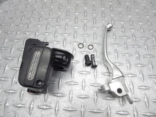 2018 Harley Electra Glide FLHTCU Front Brake Master Cylinder Pump Lever Control