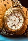 WORKING Vintage Seiko Kinetic 3M22-0B99 Sport 100 Women Gold Watch SEE VIDEO