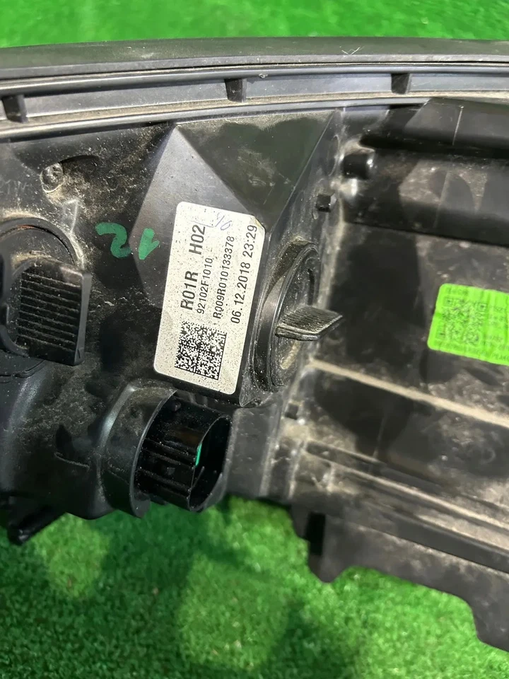 Frontscheinwerfer Kia Sportage IV F192102200 Rechts Scheinwerfer Headlight - Bild 2 von 4