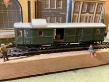 Trix 3760 Baggage Carriage, 2 sliding doors, bagage inside HO