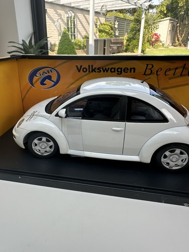 Gate Models (AUTO art) VW BEETLE 1/18 Die Cast Model Car VOLKSWAGEN Rare White - Picture 2 of 19
