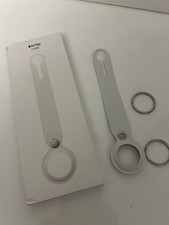 Image of Apple Durable AirTag Loop Holder Lightweight White MX4F2ZM/A Brand New
