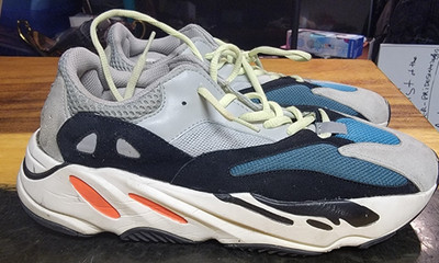 Mens Size 10 - adidas Yeezy Boost 700 Low Wave Runner B75571 vintage 2017 used