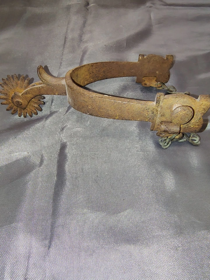 Antigua fila de 20 puntos de vaquero occidental hecha a mano.  Buermann estrella y estilo  Foto 2 de 4