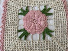 【トントトンさま】vintage doily ❀オーバルが可愛い レースドイリー Pink 1920-1949 Time Period Manufactured Collectible Doilies for