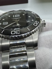 Longines HydroConquest 41mm L3.781.4 Men’s Black Dial - Extra Links - 300M Diver 4