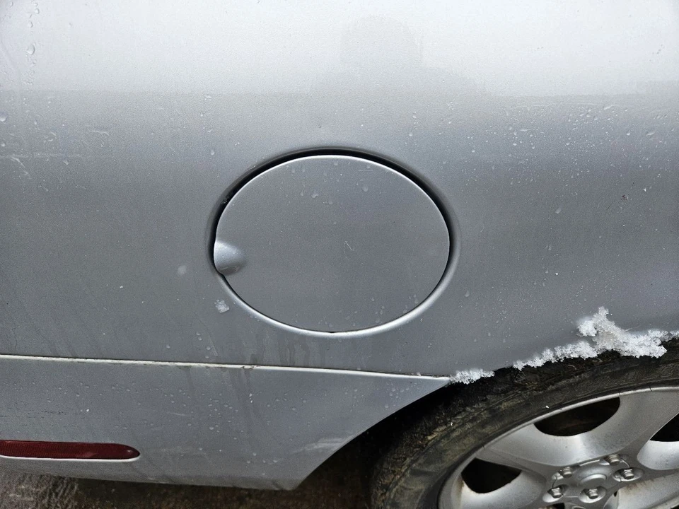 Tapa de puerta de llenado de combustible Ford Taurus Mercury Sable 1996-2005 PNZJF0-TS: Silver Frost Foto 2 de 4