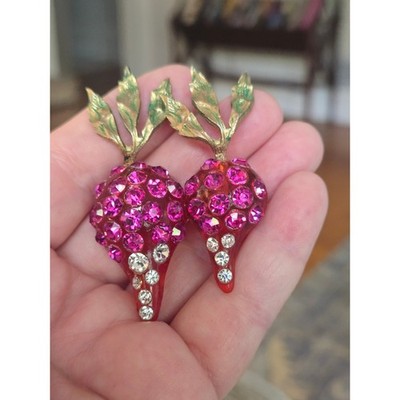 Rare FORBIDDEN FRUIT Radish HOT PINK Rhinestone LUCITE PIN BROOCH Vintage