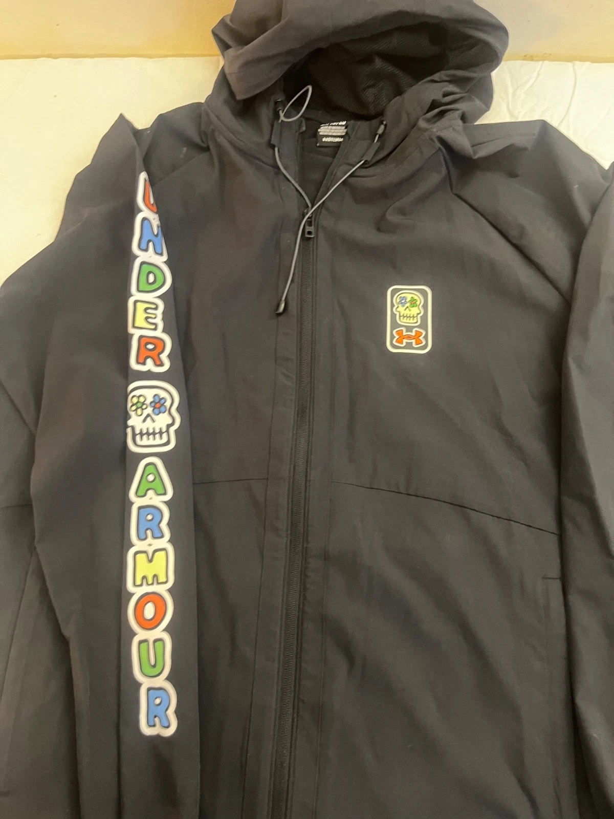 Under Armour Storm Day Of The Dead Hooded Jacket Full Zip Mens XL Windbreaker