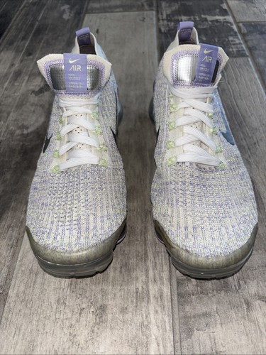 Nike Womens Air Vapormax Flyknit 3 Pure Platinum White Shoes AJ6910-102 Size 10 - Picture 2 of 9