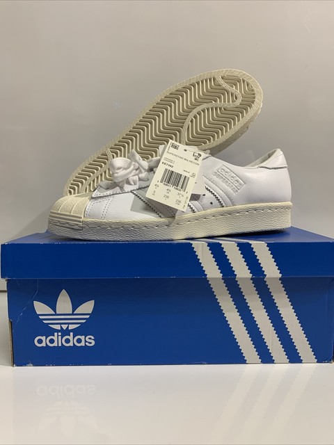 adidas superstar triple white