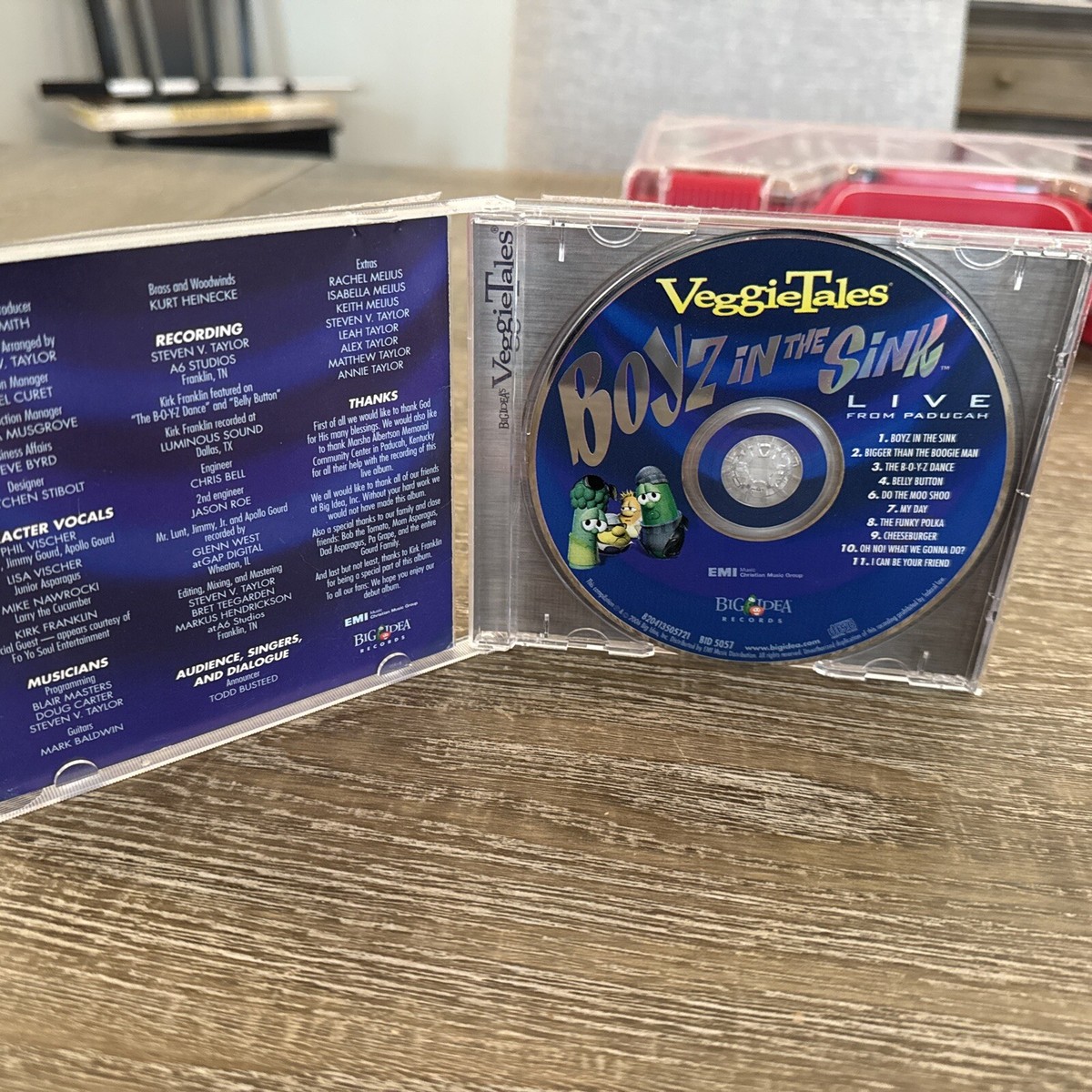 WEST.CD、DVD 41XlNf9ooFL._UF350,350_QL50_.jpg