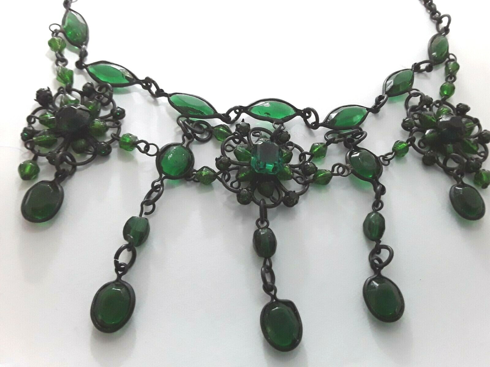 6 Assorted Necklaces / Chokers - image 7