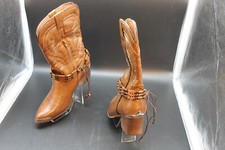 Western Girl. "Allison 21" , Boots Size 8.5. Inside Zippered Closure.