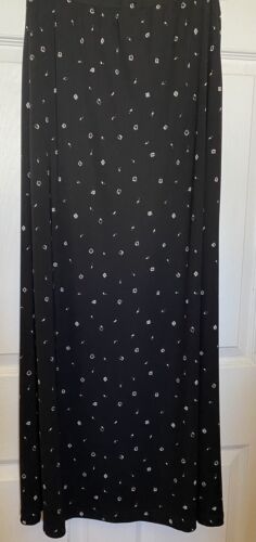 FALDA LARGA INFORMAL LESLIE FAY DE COLECCIÓN NEGRA CON PEQUEÑOS BLOQUES/PUNTOS BLANCOS TALLA M - Imagen 3 de 4
