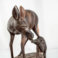 Vintage Handcraft Curved Wood Mama Baby Calf Deer Sculpture Size 10"L x 9"W