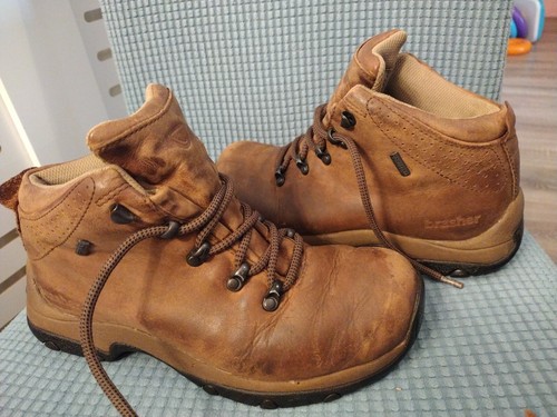 Brasher Boots adult uk Size 4 walking 