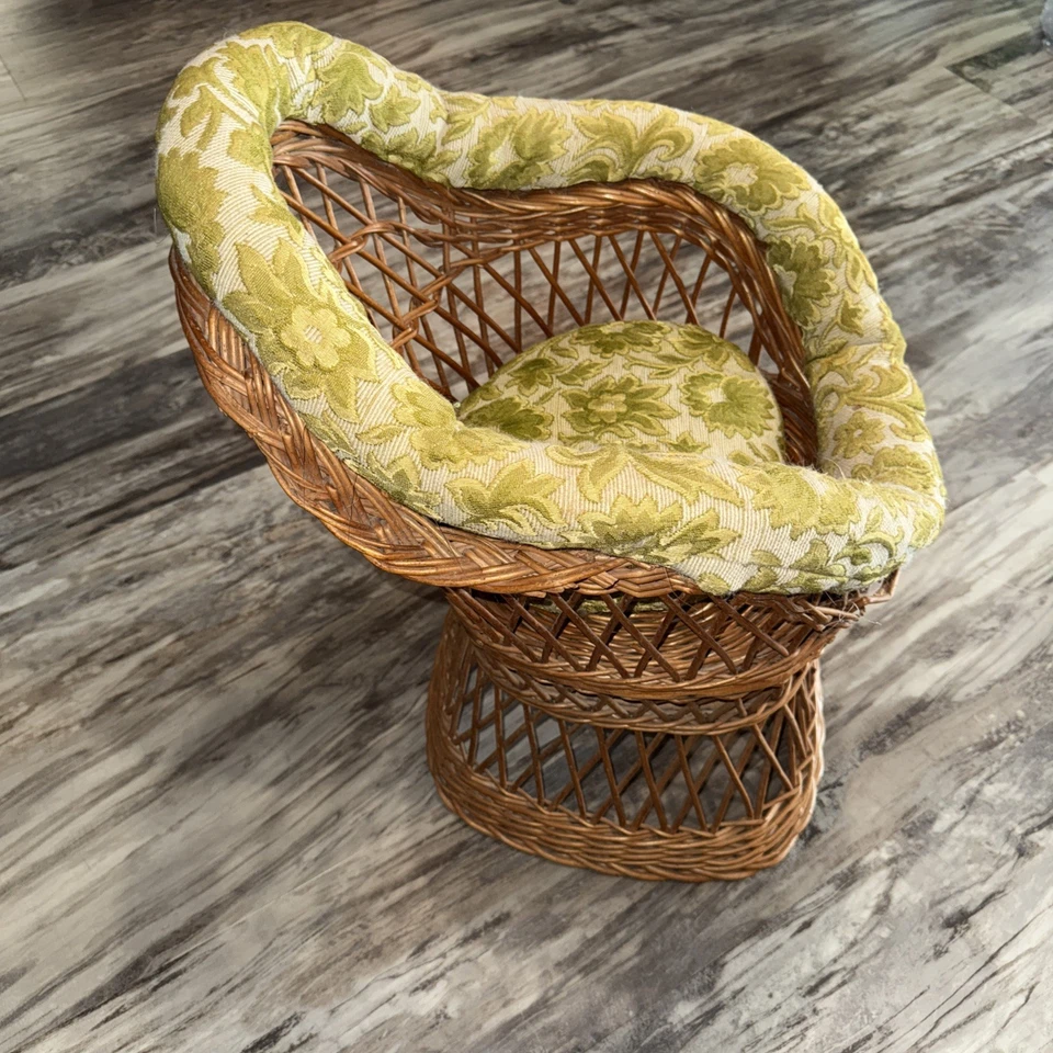 Vintage Child Size Wicker Chair Cane Rattan Boho Kids Pet Furniture Green Pad - Image 2 of 4
