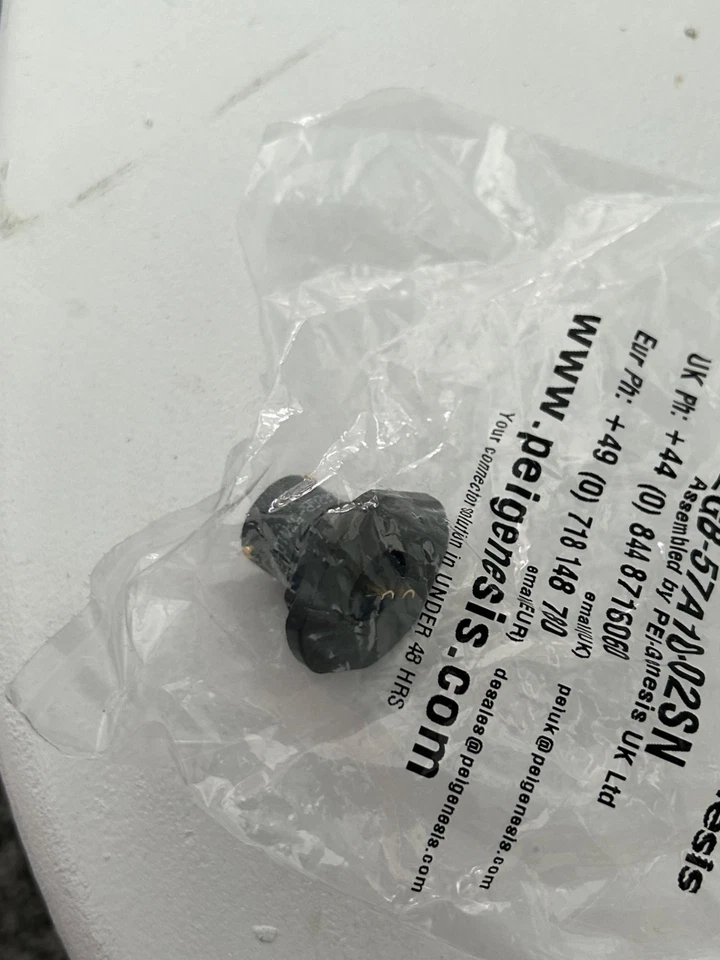 62GB-57A10-02SN,  2 Way Panel Mount MIL Spec Circular Connector - Image 4 of 4