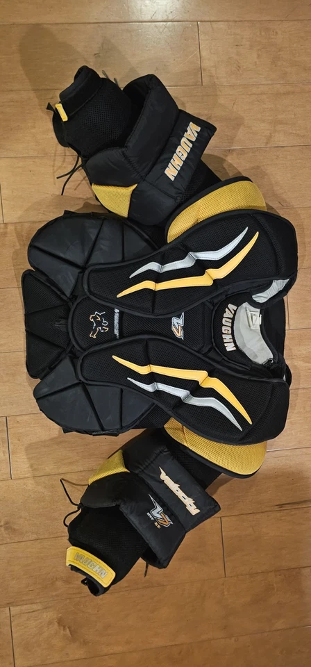 Protector de pecho y brazo Vaughn Velocity V7 XF portero intermedio grande negro Foto 4 de 4