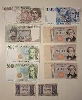 10 Banconote lire varie Asta da 1 euro con consecutive Lotto 2 di 16