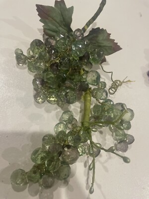 Vtg Green/Purple Multi-Faceted Lucite Acrylic Grape Clusters Appx 8 -10 In