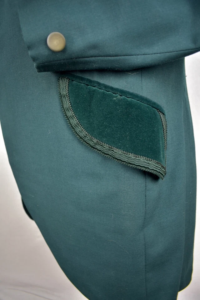 1962-1976 After Six Solid Green Wool Blend One Button Dinner Jacket Size: 38L - Image 4 of 4