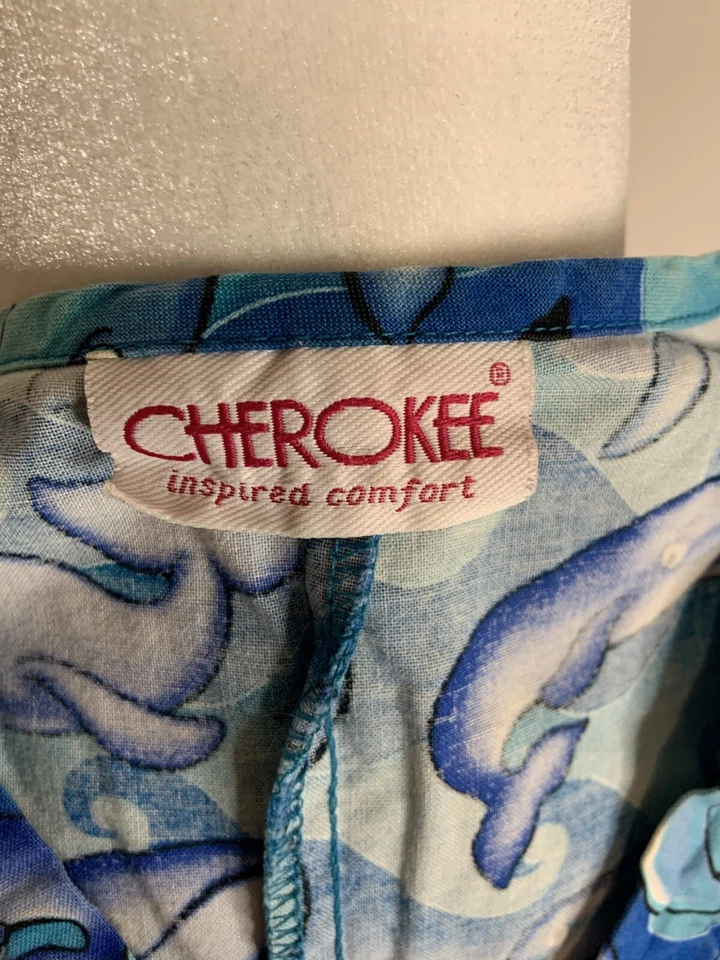 Blusa Médica Cherokee Uniforme XS Ballenas Cuello en V Azul Inspirado Comodidad Foto 4 de 4