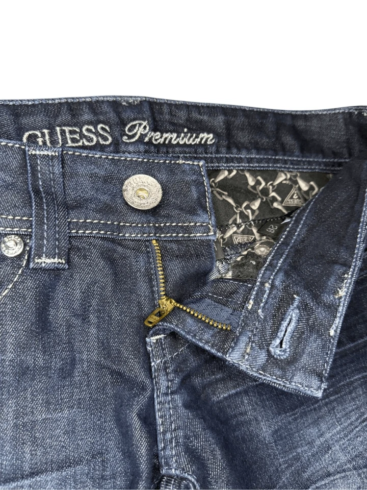 Pantalones de mezclilla de tiro bajo vintage GUESS Premium para mujer 26 Daredevil Bootcut Y2K Foto 2 de 4