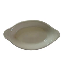 Stamped “Hall 526 Made in USA" Au Gratin Serving Baking Dish White Vintage